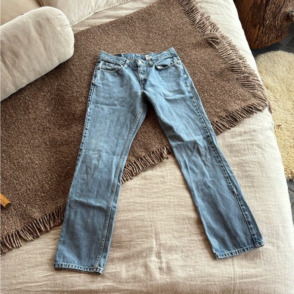 Vintage Distressed Levi’s 505 Jeans - Picture 2 of 9